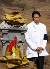 区二区三区国产精华液区